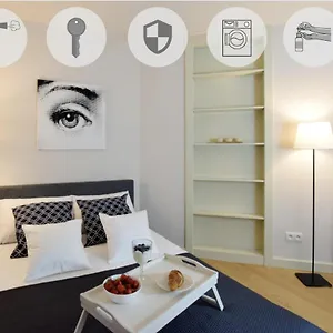 pilsudskiego-incity-apartaments.krakowhotelspoland.com/